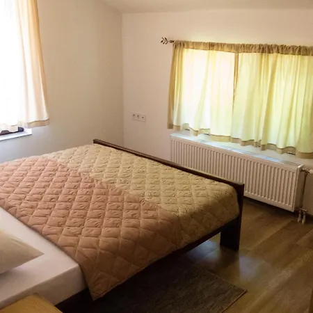 Lodge Lesnik Vacation *