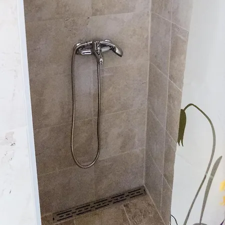 Lesnik Vacation Lodge